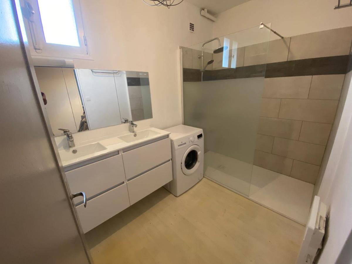 Fabuleux T3 De 85 M2, Situe Au Calme Avec Grand Parking Gratuit Prive ,Fibre Wifi Apartment แซ็ง-โกแด็งส์ ภายนอก รูปภาพ