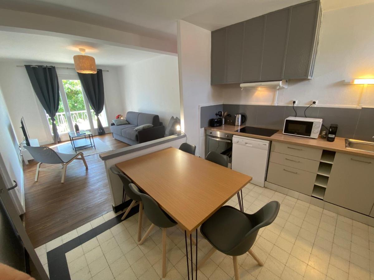 Fabuleux T3 De 85 M2, Situe Au Calme Avec Grand Parking Gratuit Prive ,Fibre Wifi Apartment แซ็ง-โกแด็งส์ ภายนอก รูปภาพ