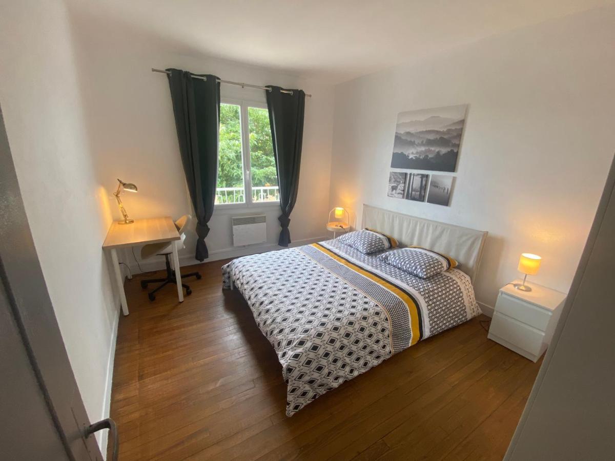 Fabuleux T3 De 85 M2, Situe Au Calme Avec Grand Parking Gratuit Prive ,Fibre Wifi Apartment แซ็ง-โกแด็งส์ ภายนอก รูปภาพ